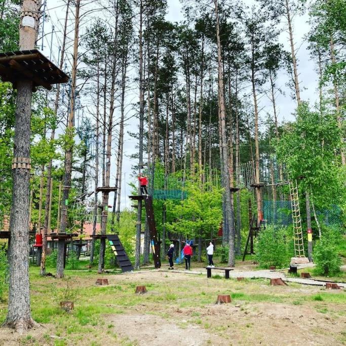 Pastelowy Domek Z Balia Elektryczna Z Jacuzzi Zalakowo Exterior foto