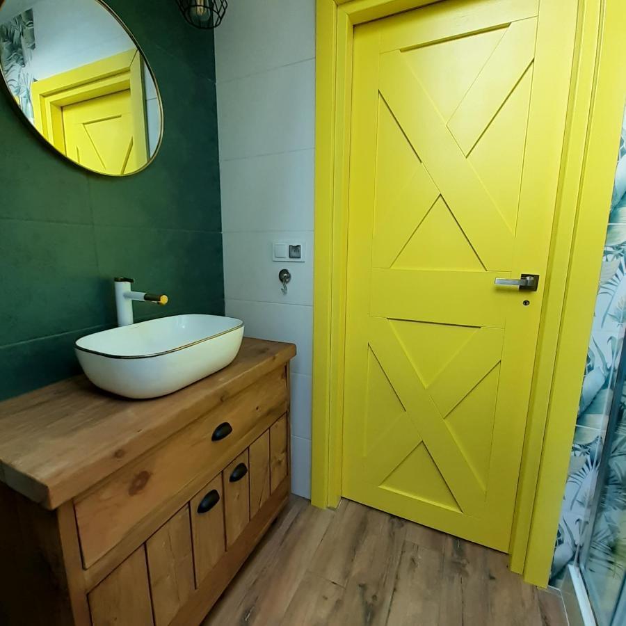 Pastelowy Domek Z Balia Elektryczna Z Jacuzzi Zalakowo Exterior foto